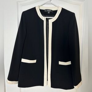 Kasper Women's Black and White Jacket/Collarless Blazer